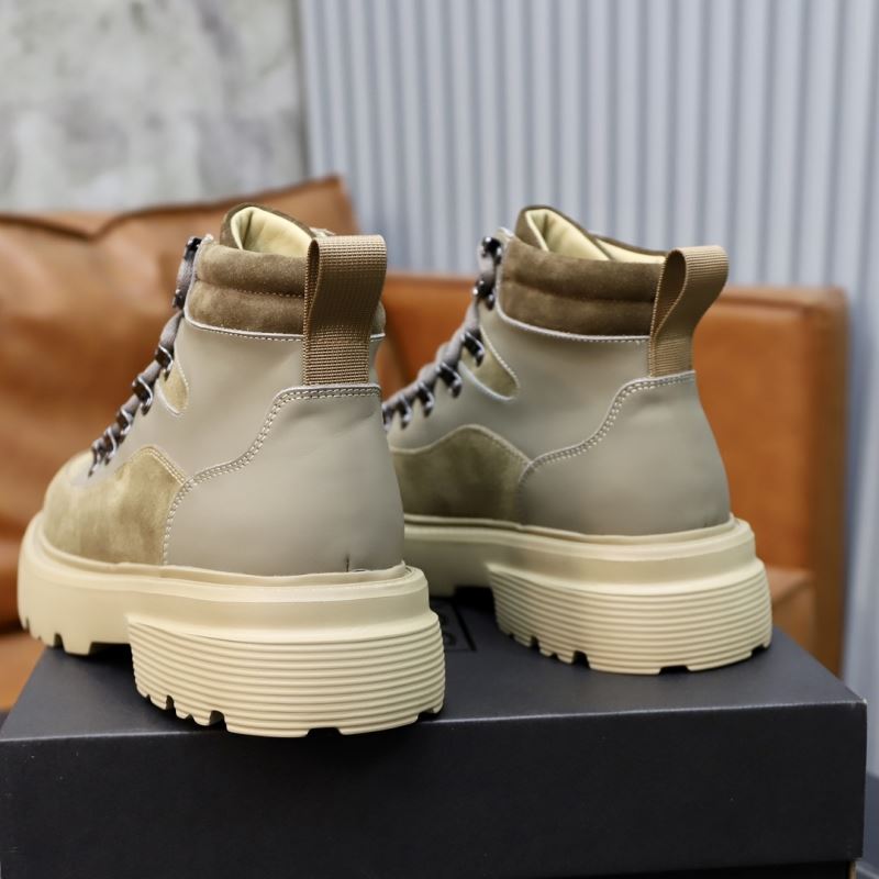 UGG Sneakers